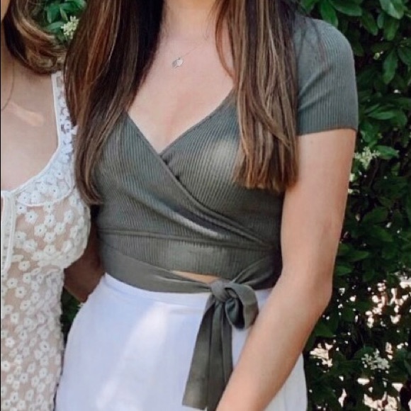 ARITZIA LITTLE MOON PRUNELLA KNIT TOP GREEN - Picture 2 of 5